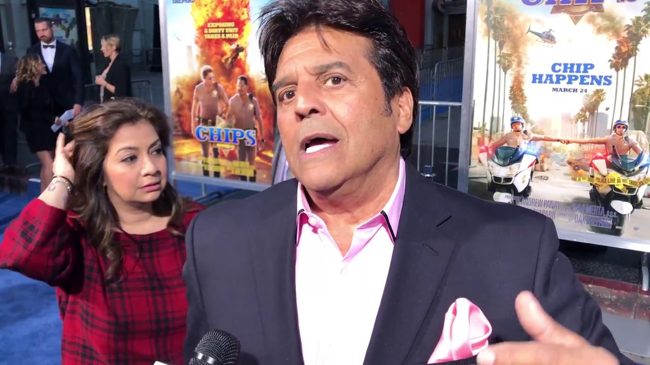 Erik Estrada talks CHIPS Being a Cop in Real Life!