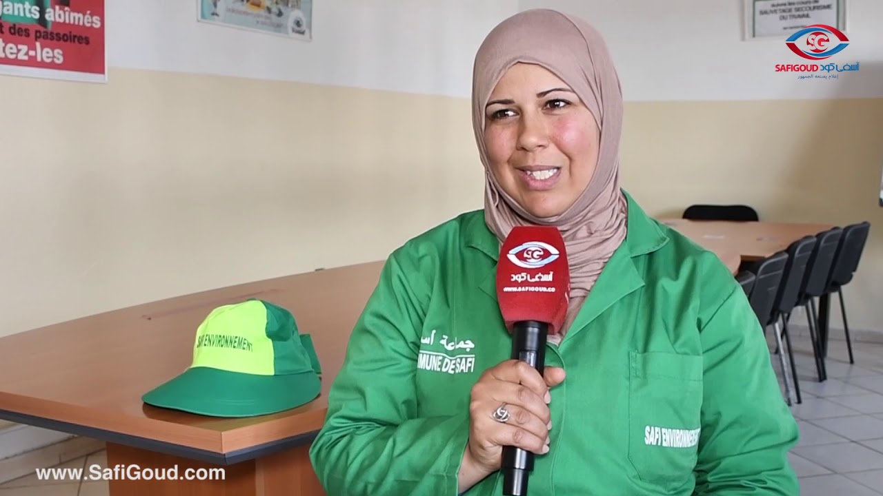 مرا وكَادة..كيفاش تسلحت ايمان بالجرأة ورسمت ملامح أول امرأة بآسفي اشتغلت في مجال نظافة الشوارع