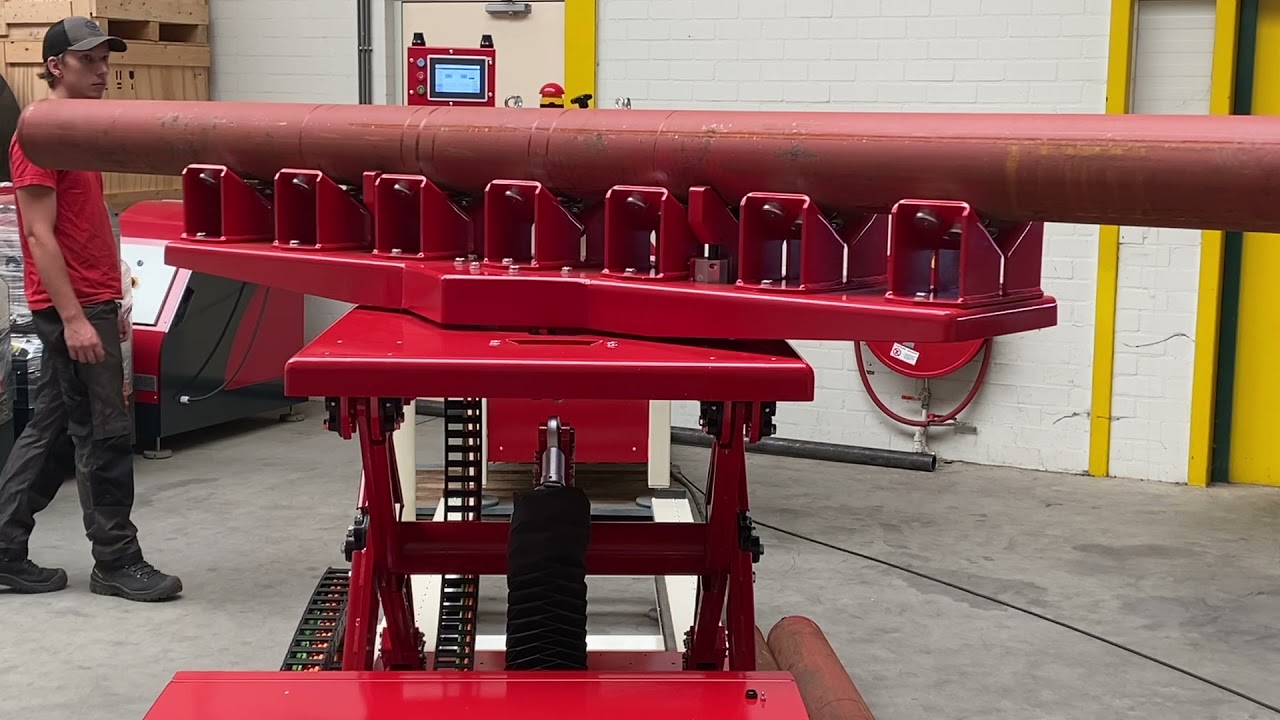 Lift & Turn Pipe Handling System - Machining both pipe ends in seconds! - Copier Machinery