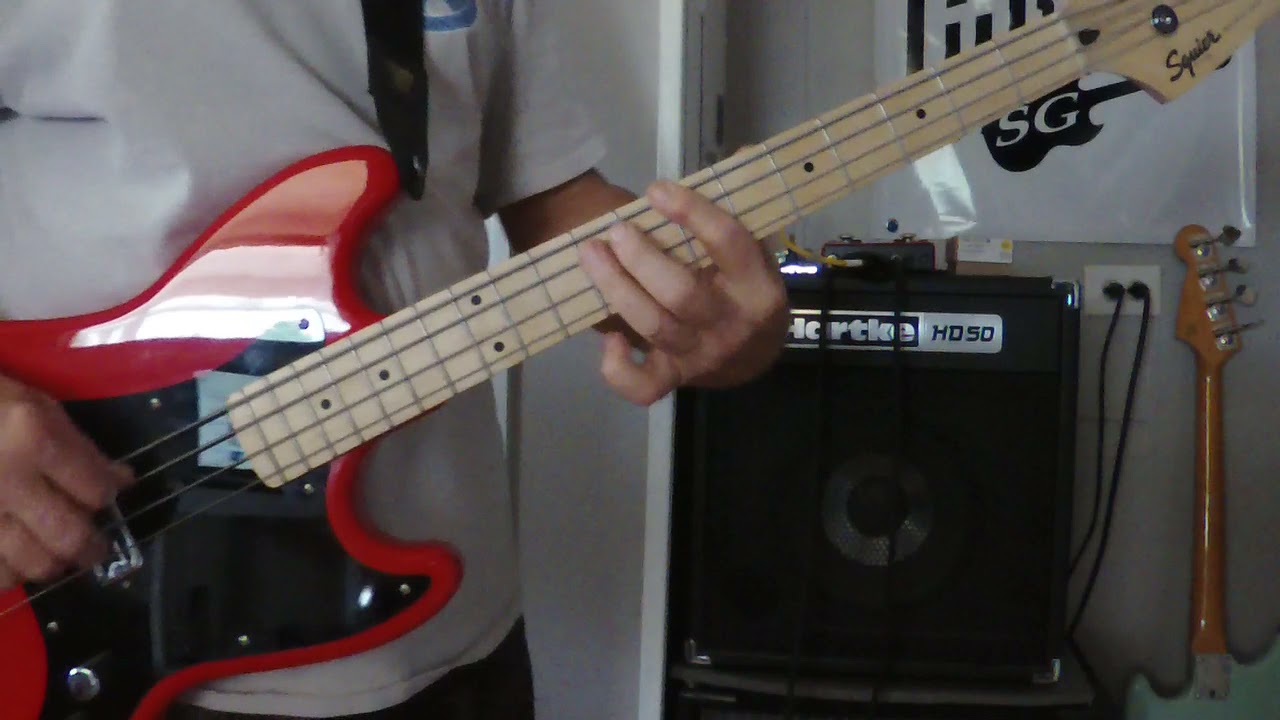 TV Jones Thunder Blade Bridge Pickup 4.8k--Squier Bronco Bass Guitar--Tone Test w/Pick