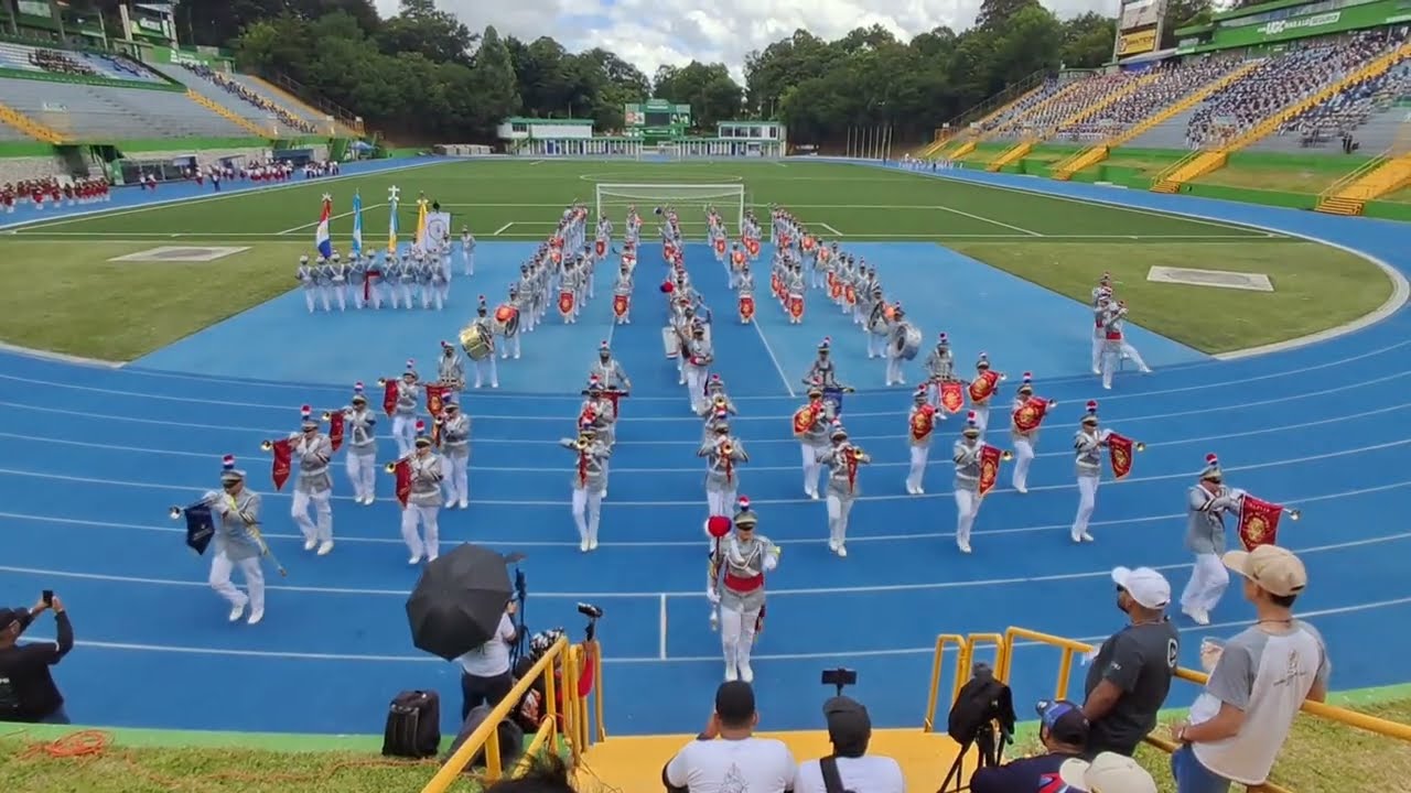 Colegio san José de los Infantes en dl festival organizado por el instituto Enrique Gomez Carrillo 