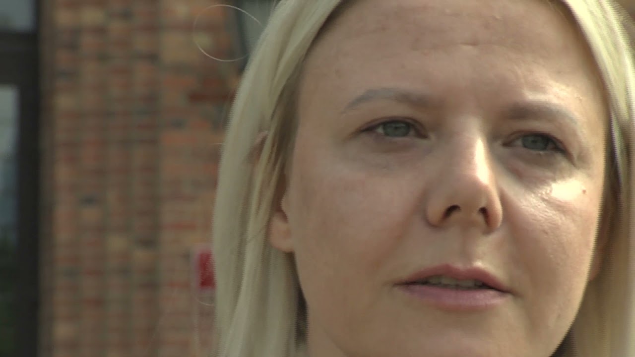 TV ASTA: wykładowca Szkoła Policji w Pile skakał po brzuchach słuchaczy?