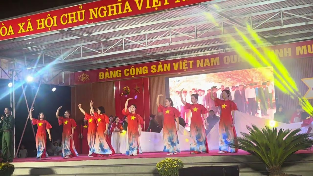 Múa: Linh thiêng Việt Nam ( trường mầm non Văn Luông.