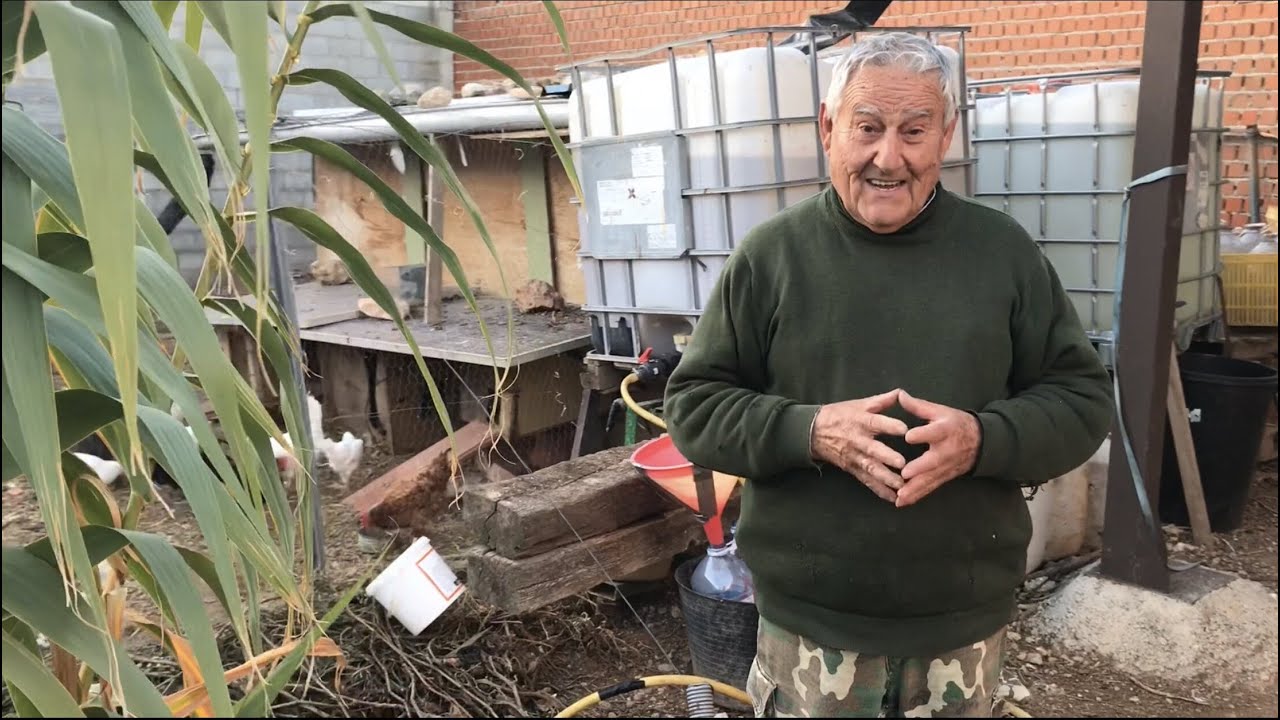 El Huerto del Abuelo - Nueva miniserie a la vista: Uno de los hobbies del abuelo