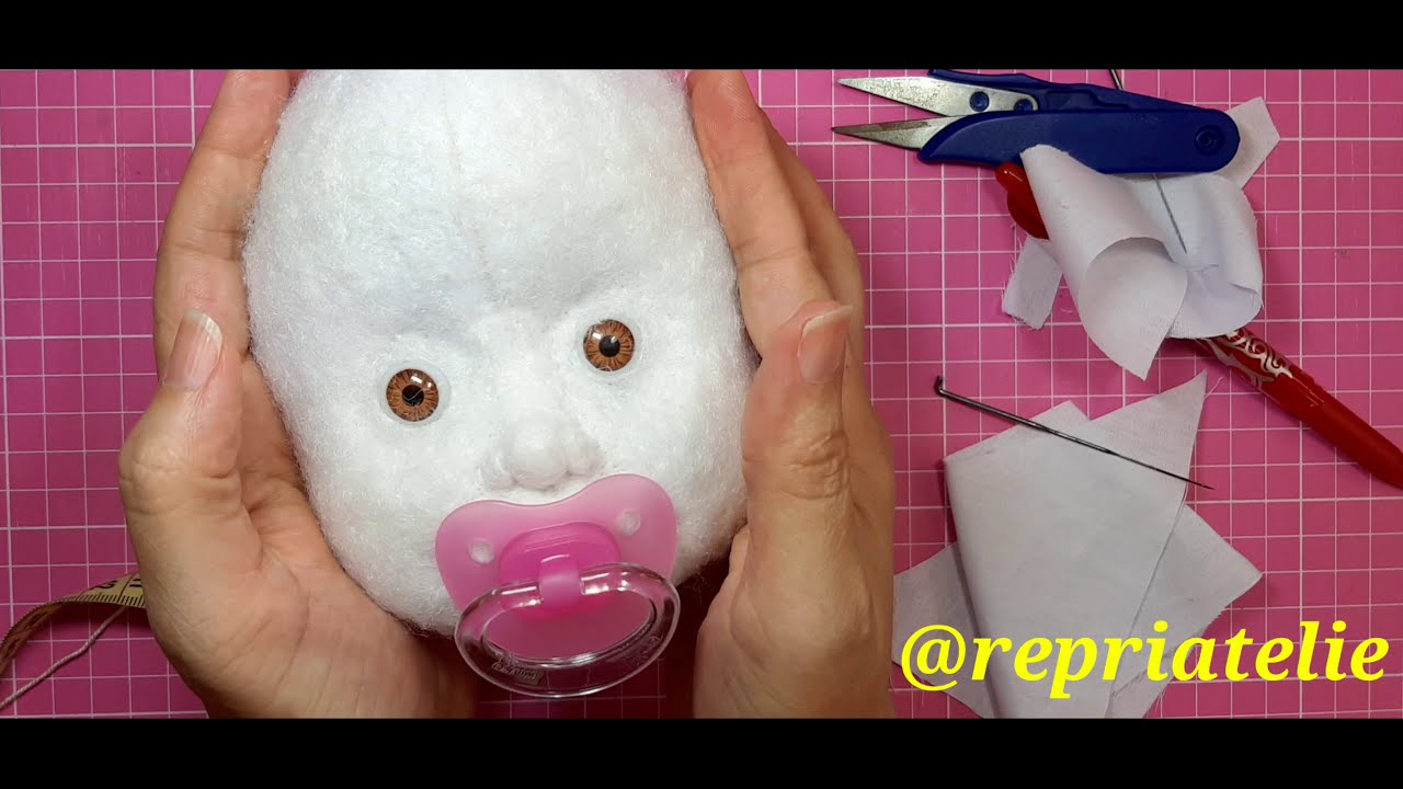 Boneca de pano, curso dos beb&ecirc;s modelados com a t&eacute;cnica de feltragem.
