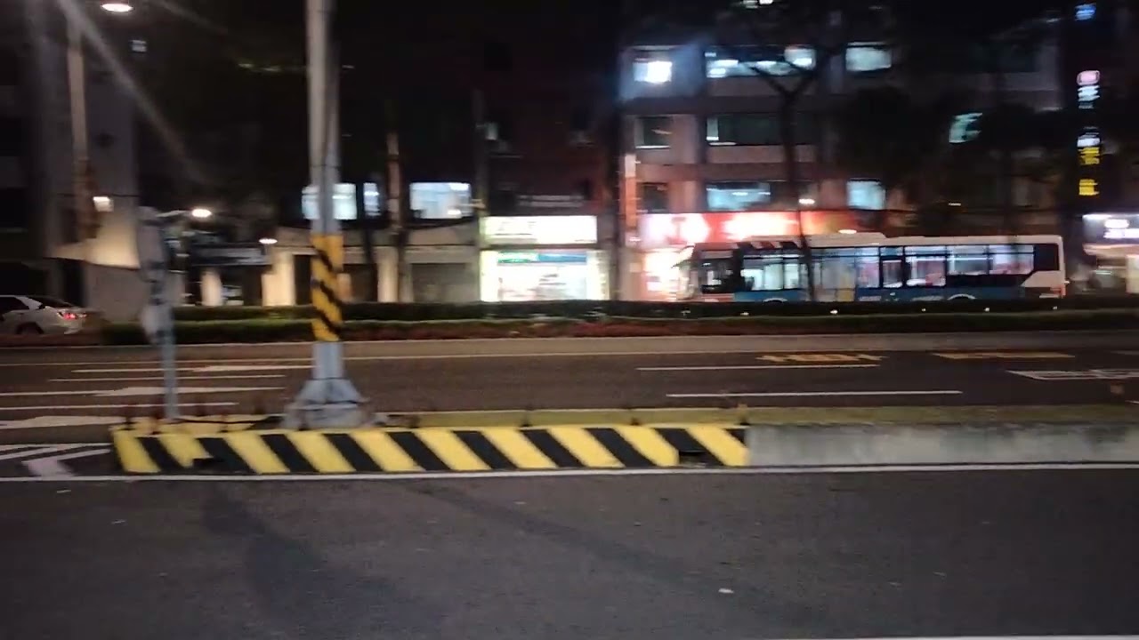 本人公車迷拍攝593部低底盤公車/本頻道2093部台北客運920副線公車2017年出廠低底盤公車林口轉運站經中山高/大漢橋往捷運府中站115/2/11萬坪公園通過