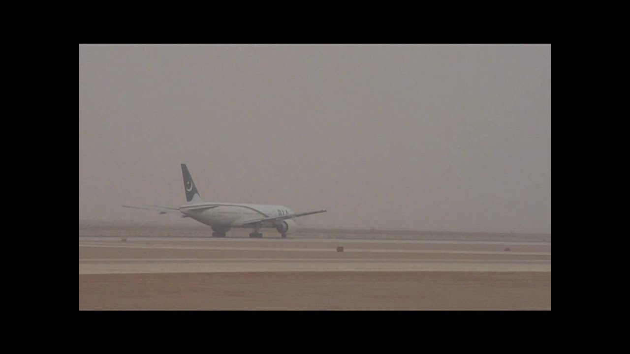 Nasair - A320 Dusty Departure from Riyadh.