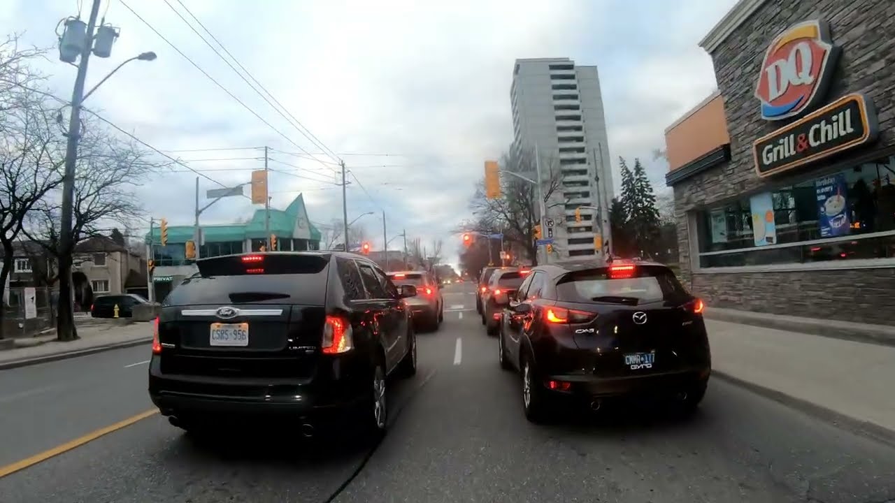 vid428 - Toronto drivers must get in front