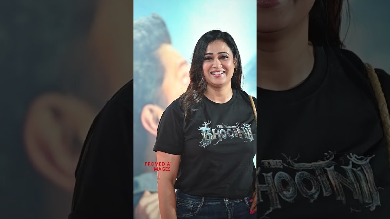 UNCUT : Shweta Tiwari Hard Black T-Shirt Pokies & Busty display in tight denims | ProMedia