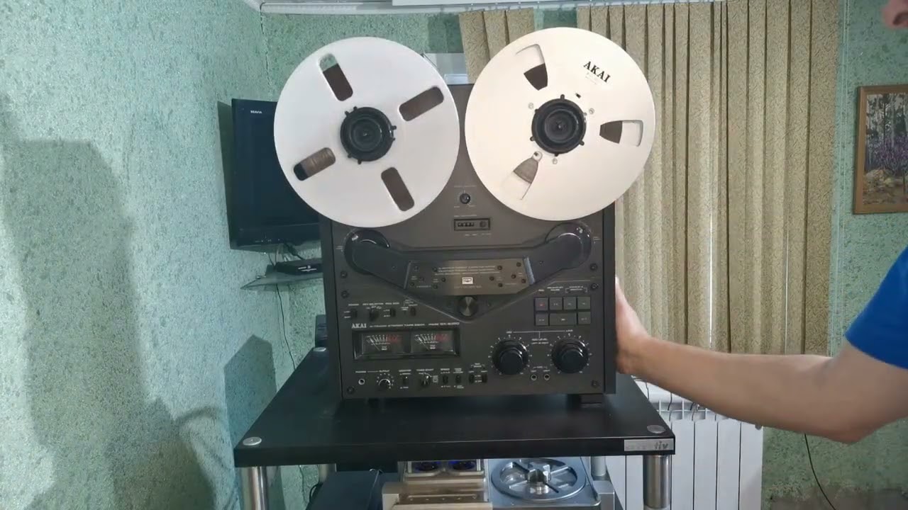 AKAI GX-635D