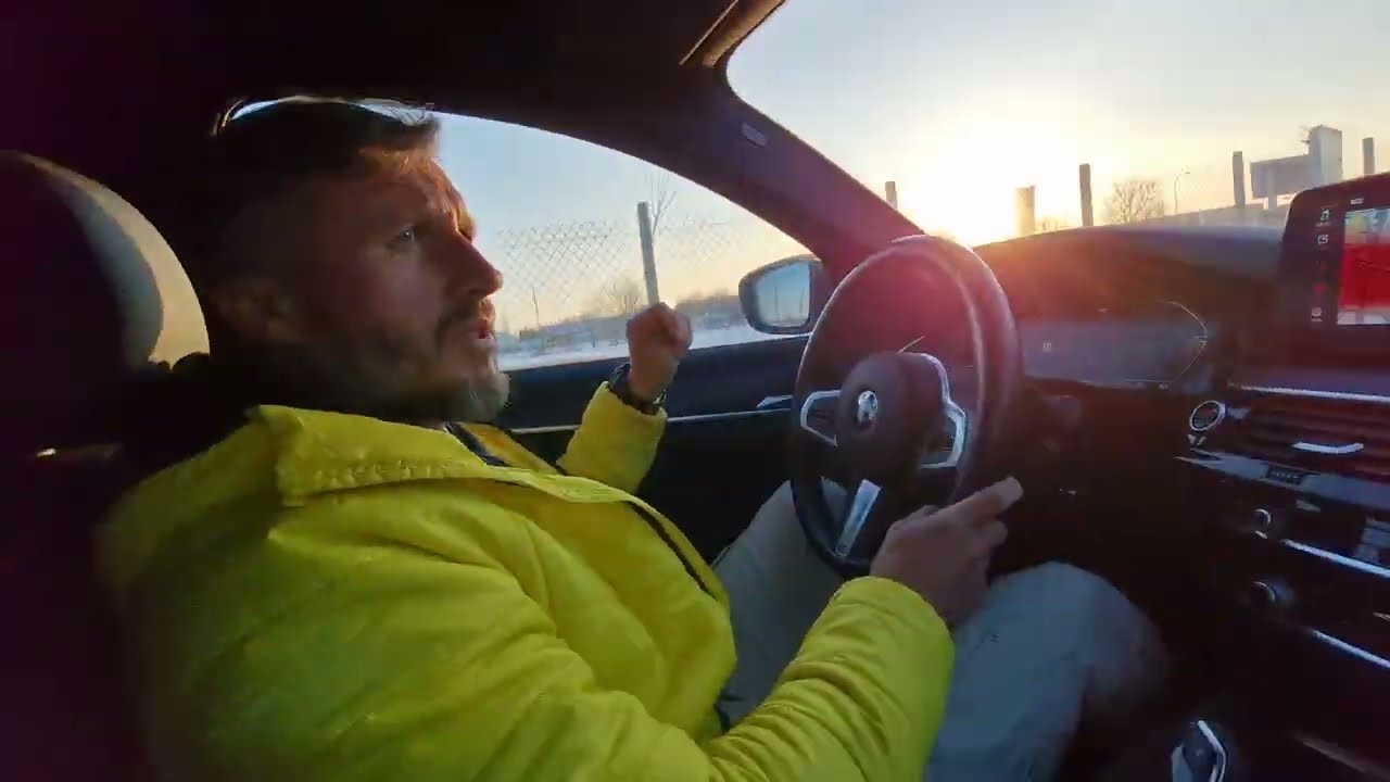 Odbieramy auto i ruszamy do domu / parking lotnisko 