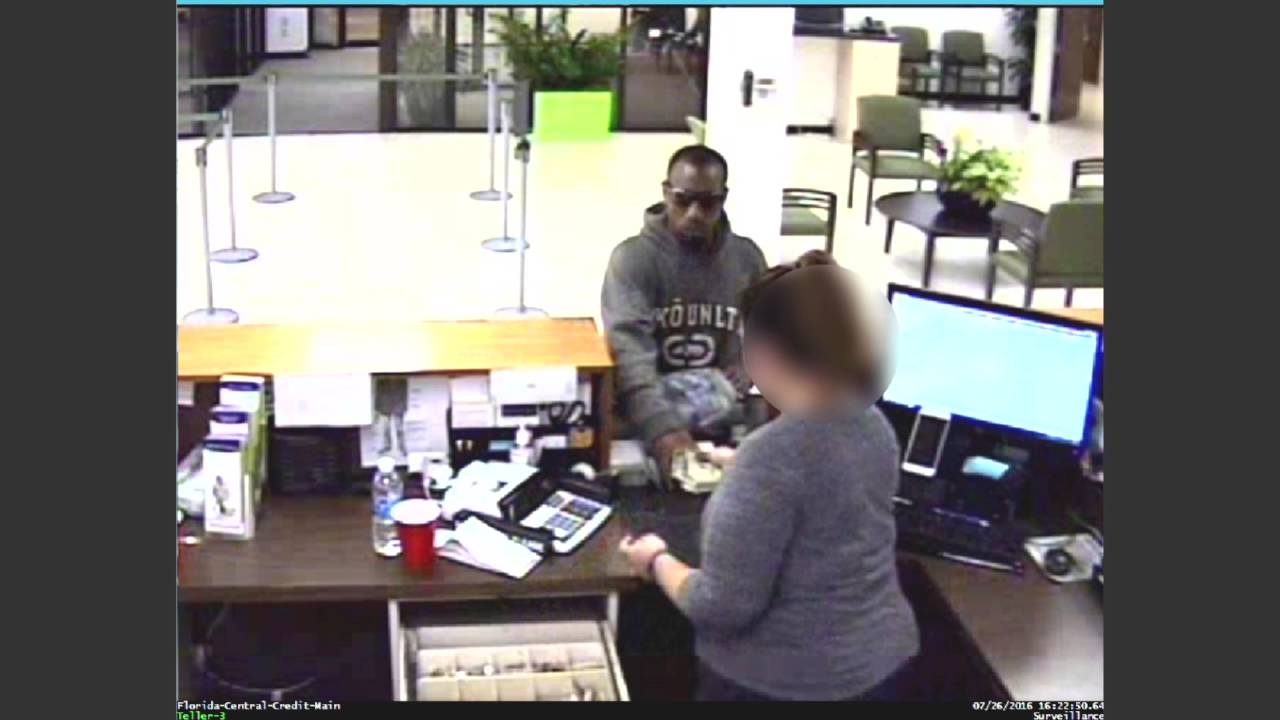 Tampa Police Searching for Bank Robber (ARREST MADE)