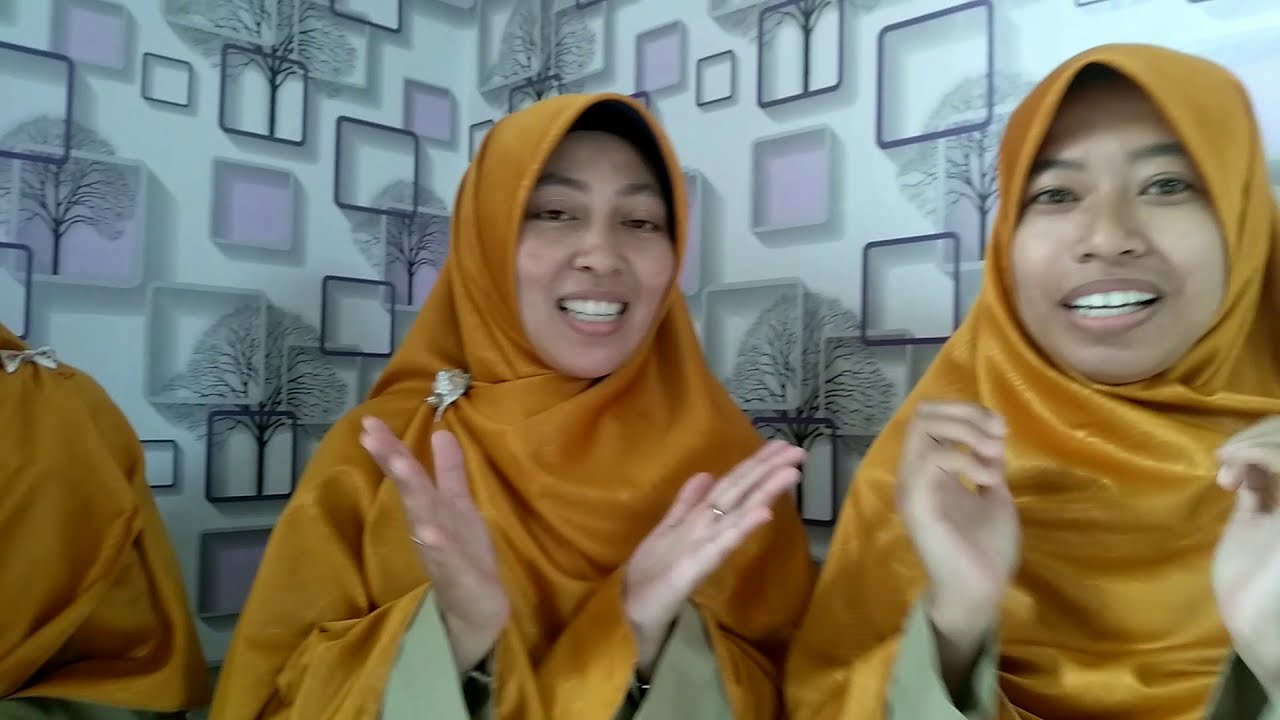 THE GREAT TEACHER OF SDIT Binaul Ummah Karangpandan