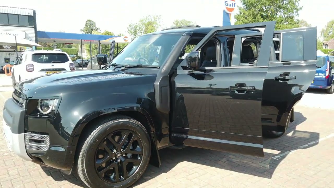 Land Rover Defender 130 3.0 D300 MHEV Outbound Auto