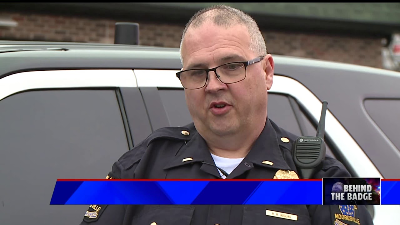 Dash cam captures police officer's act of kindness