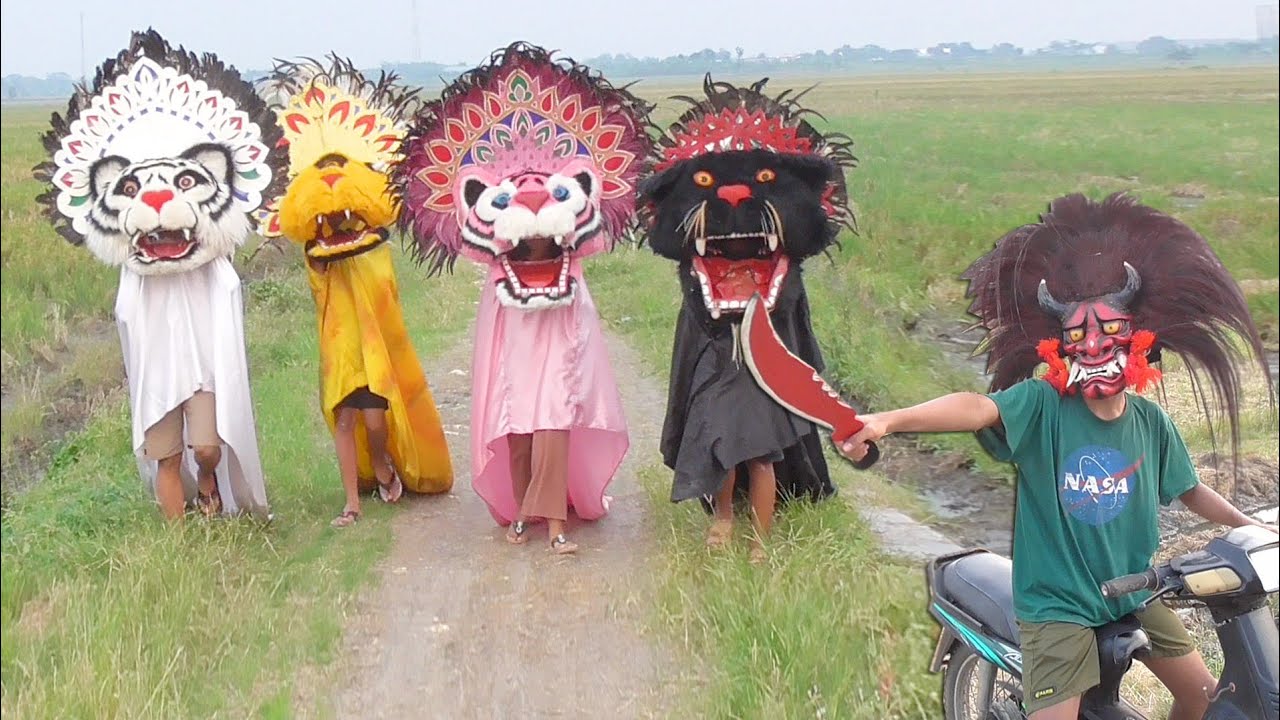 4 Barongan warna warni dihadang buto