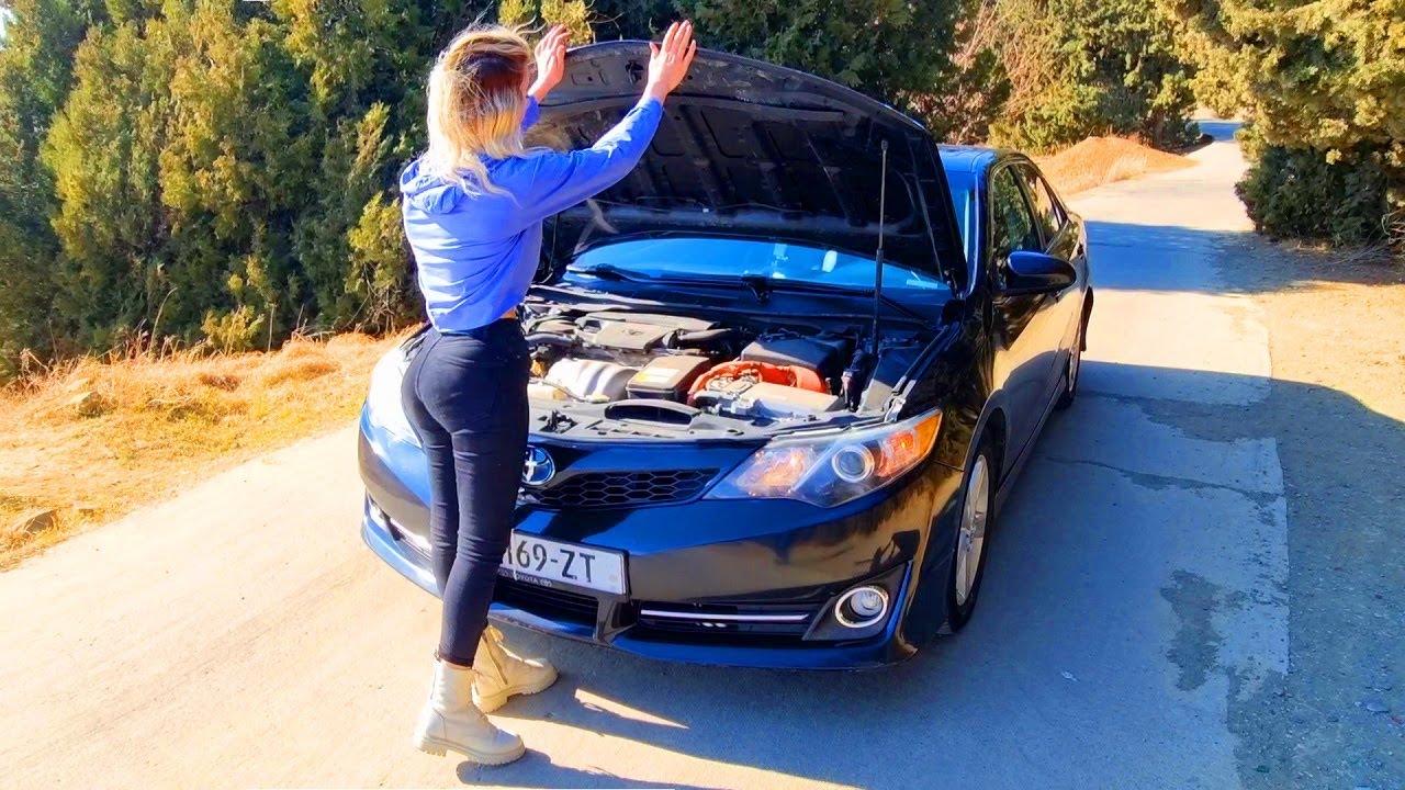 Girl First Time Driving  toyota camry  Full review Blondie testing newcar