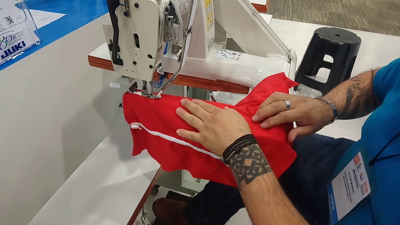 conoce la máquina tapacosturas o cerradora de codo con aparato para bies