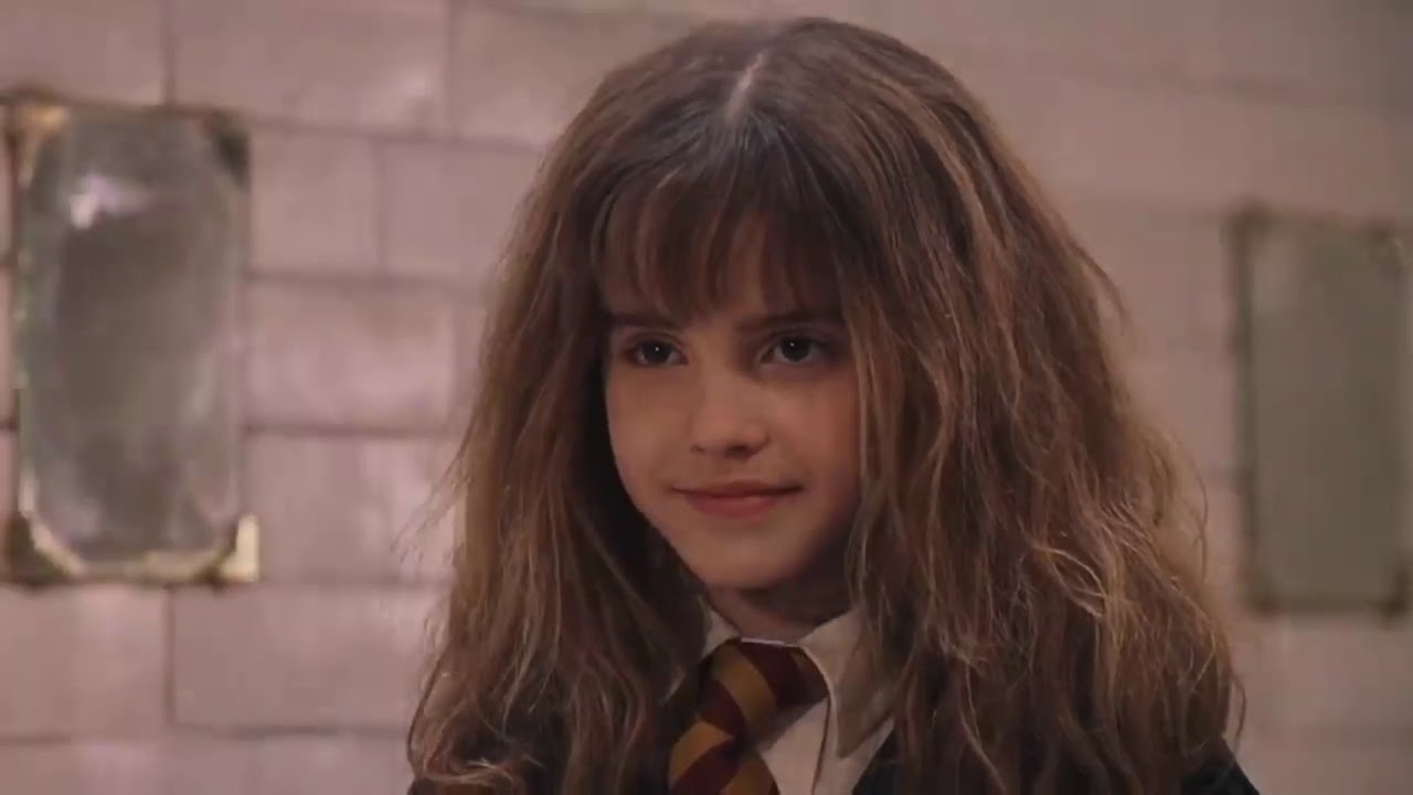 Romione scenes played to the song Willow by Taylor Swift