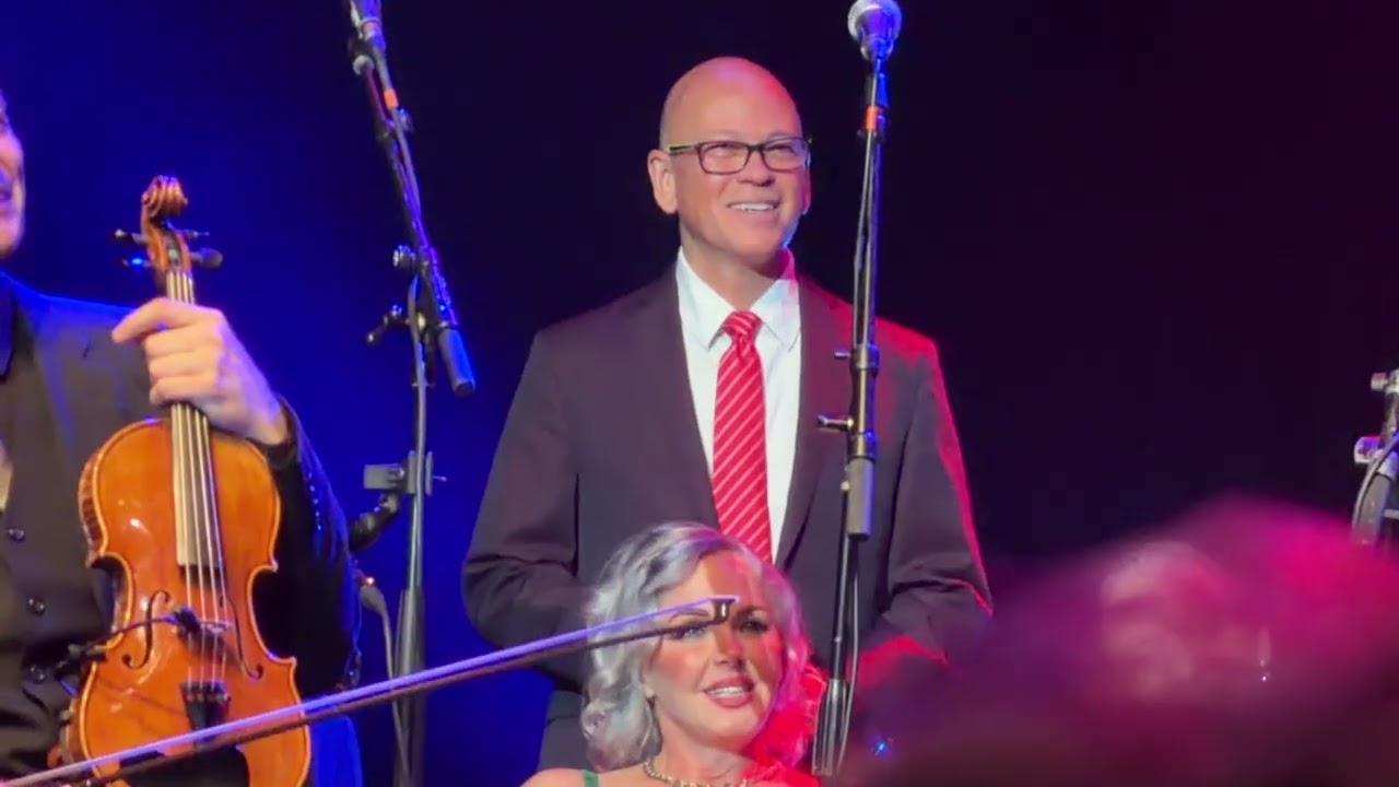 Потрясающее живое выступление Pink Martini в Pechanga в городе Темекула, Калифорния, 12 декабря 2...