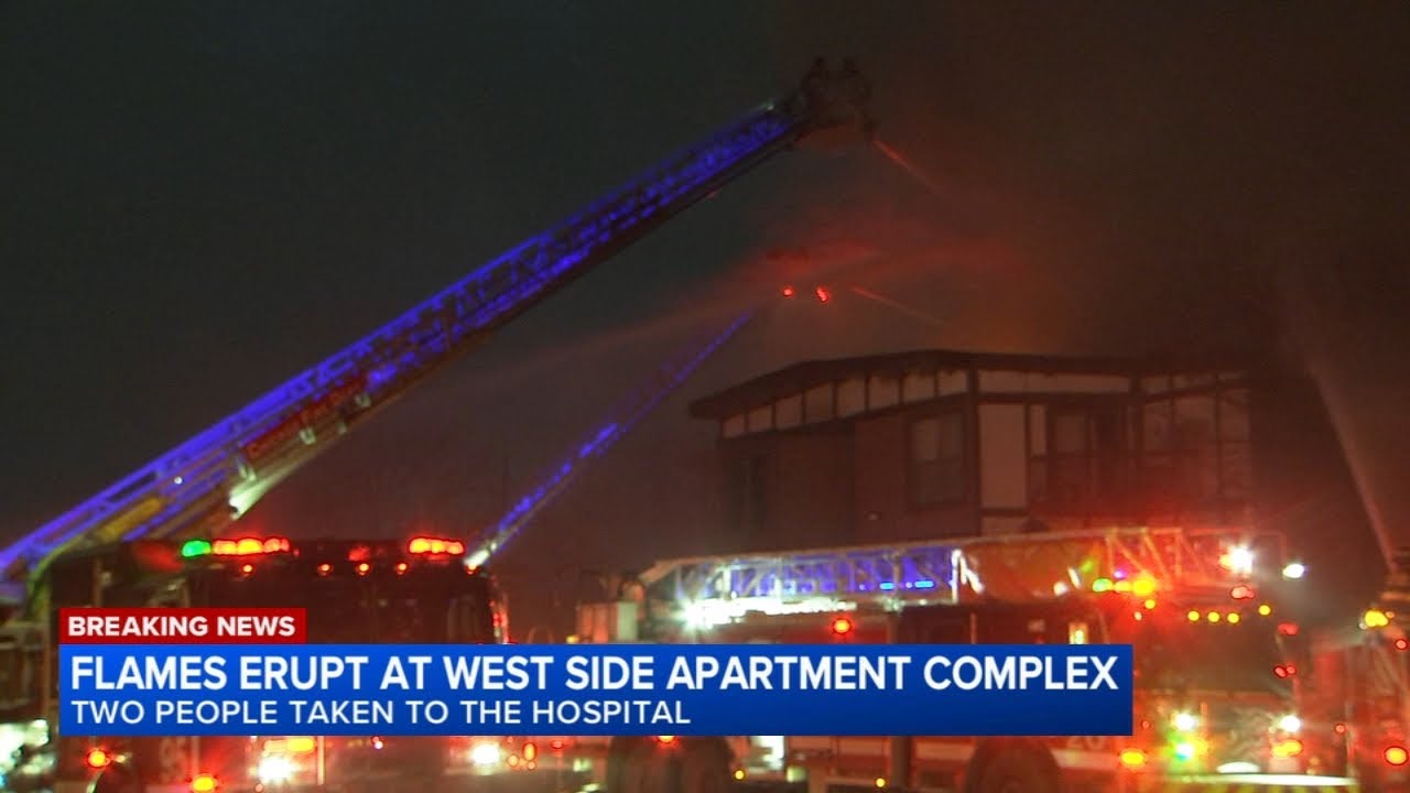 At least 2 injured in large apartment fire on West Side, Chicago fire officials say