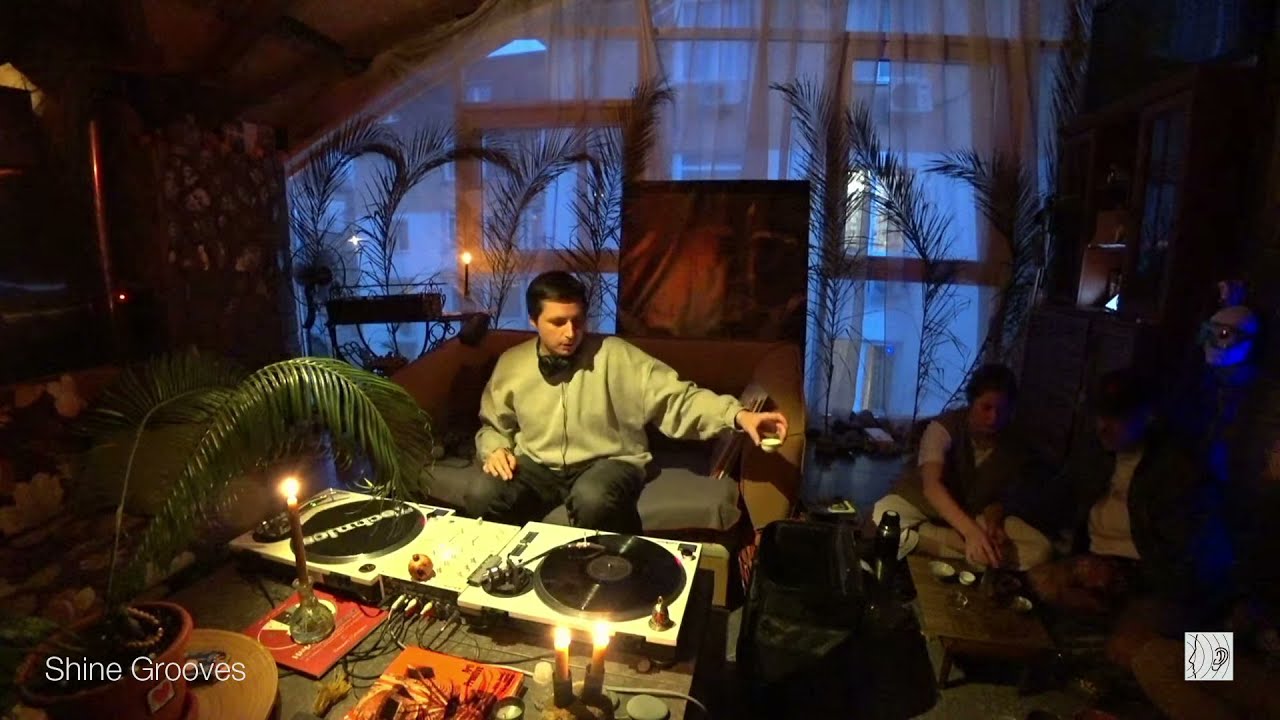 Shine Grooves // @ tapetown.live // 21-04-2021