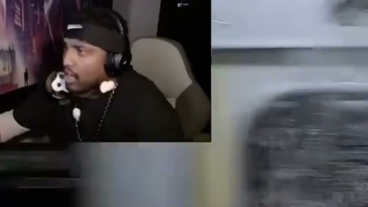 credit:@xkarutaclanx platform 8 jumpscare moment