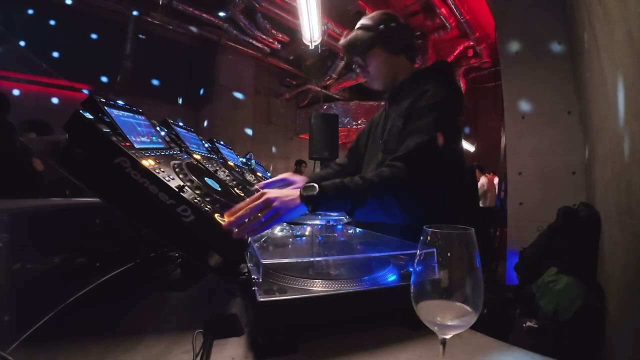 tofubeats DJ set / WEEKEND SELECTERS at BAR Inc, Osaka 20241220