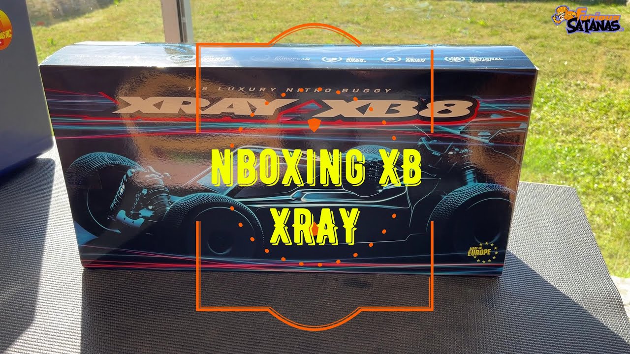 Unboxing  XRAY XB8 2024