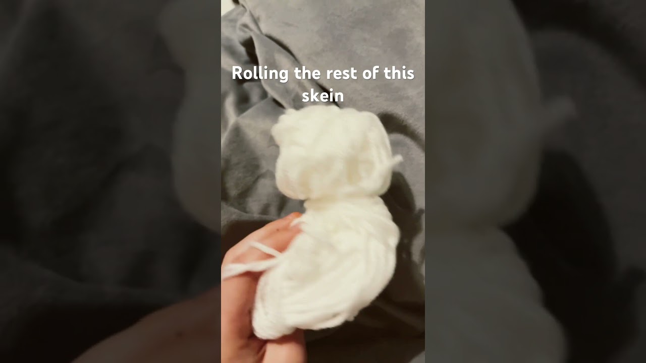 Rolling yarn #crochet #yarnlove #yarnlover #yarnart