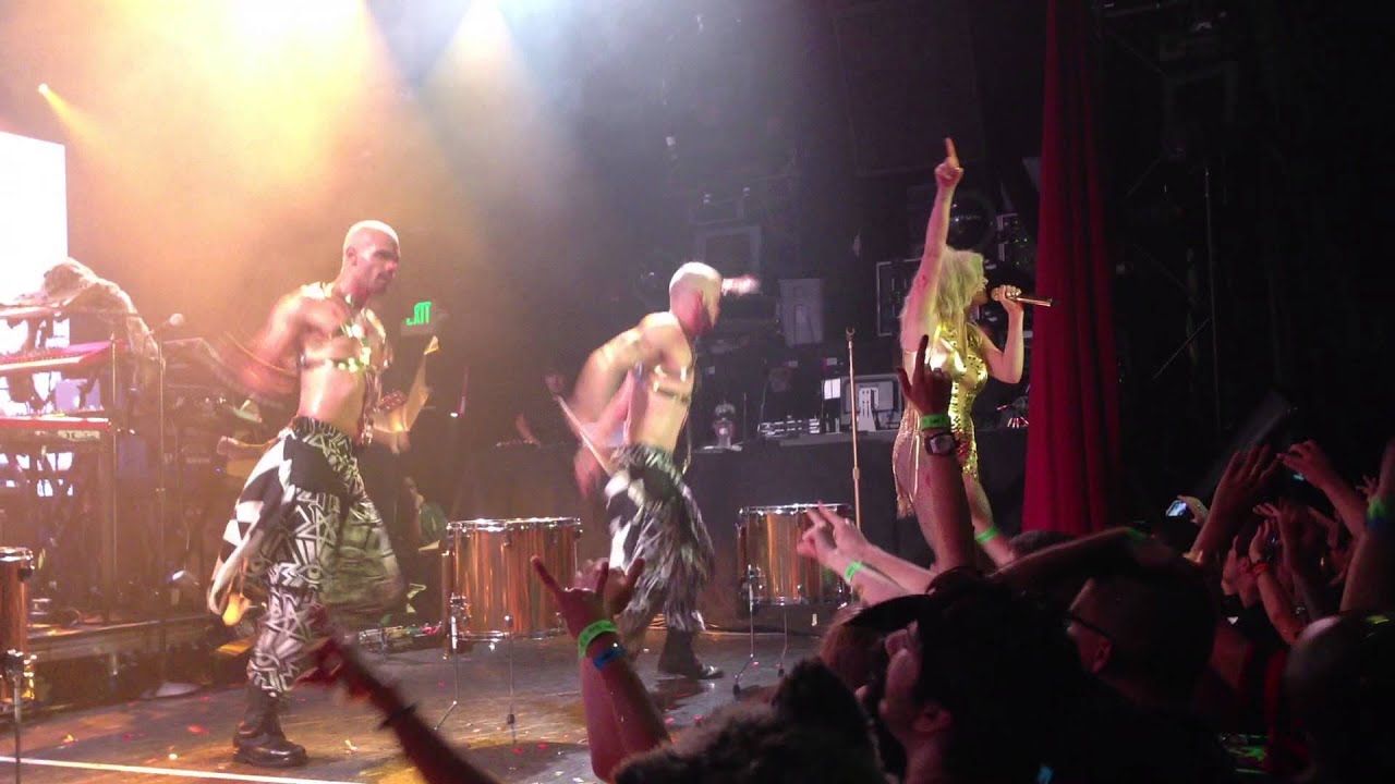 Ke$ha performs 