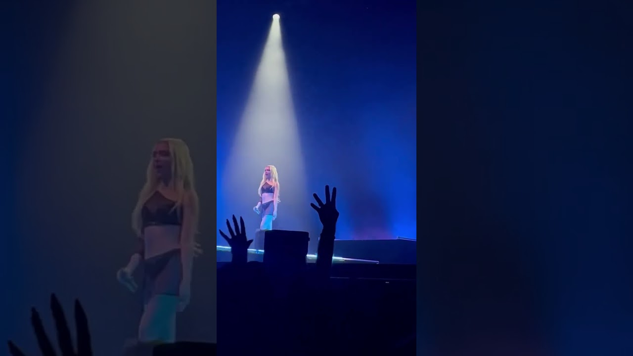 Bad Gyal - Real G + La Prendo (Live @ Palau Sant Jordi 2023)