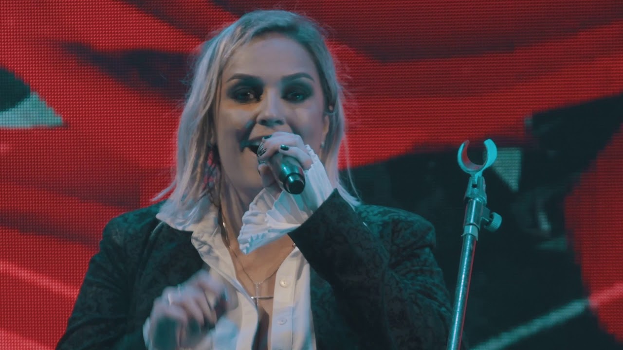 Suellen Araújo - OFICAL  Solteiro Não Trai - Ao VIVO