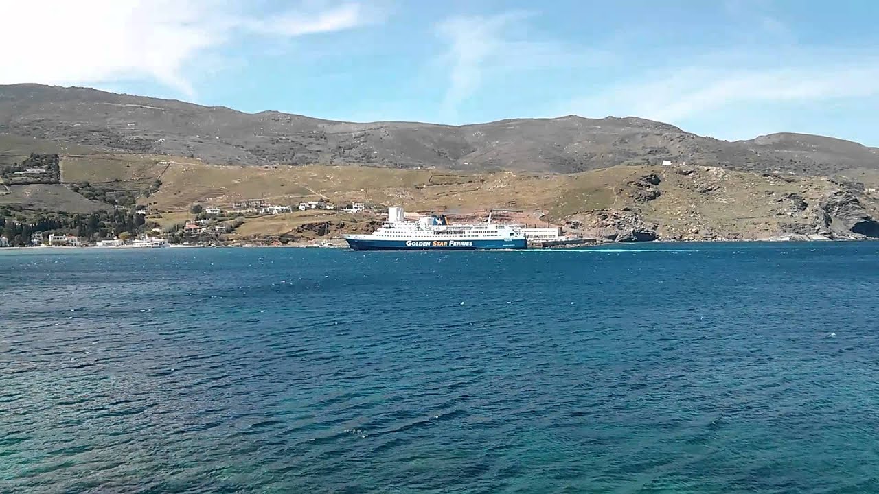 SuperFerry στην Χώρα της Άνδρου για Πάσχα