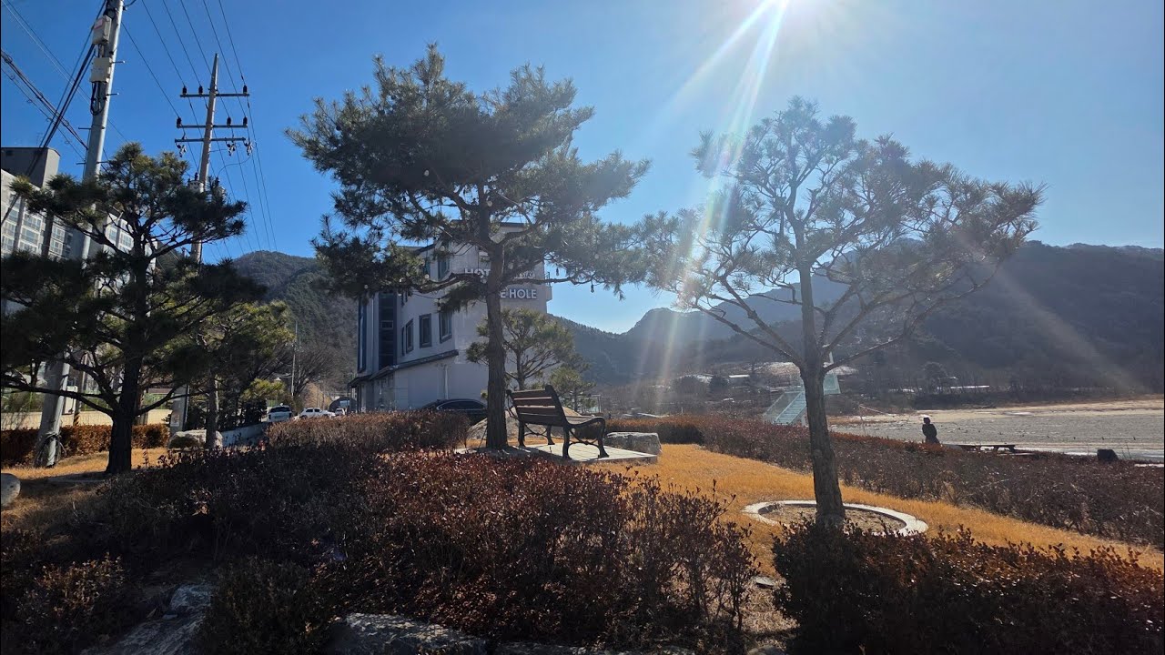 인제 커피홀 카페앞 내린천에서~🍀