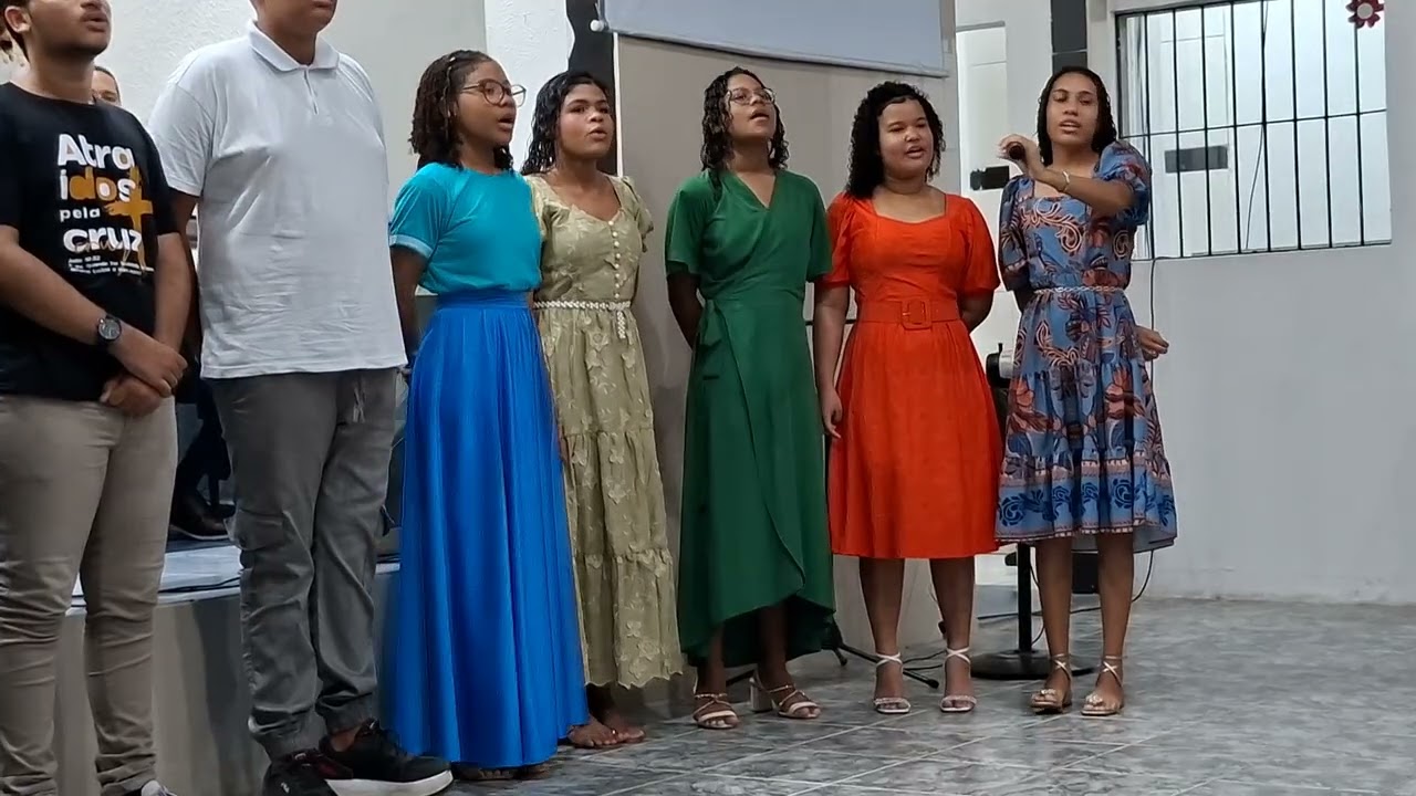 Dejeadalpe, canta no culto da família,  em IEADALPE-Saramandaia 1