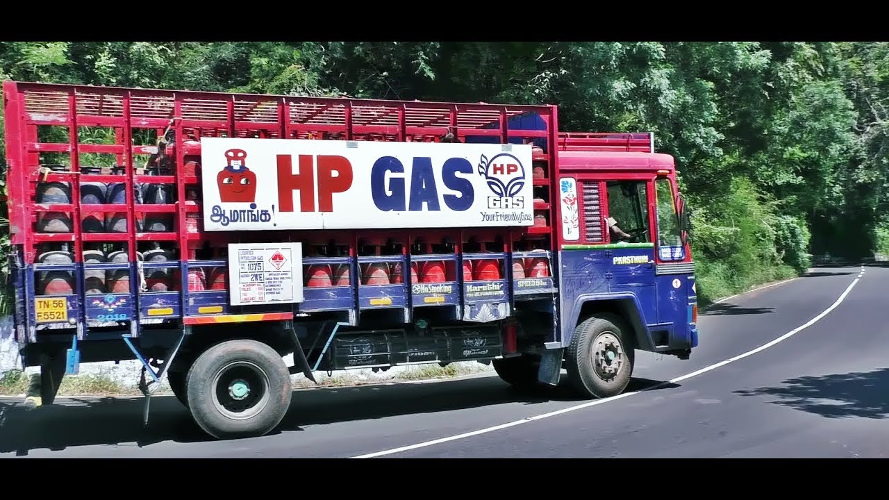 HP Gas Cylinder Load Lorry Turning on Yercaud Hills 4/20 Hairpin Bend Road near Salem.