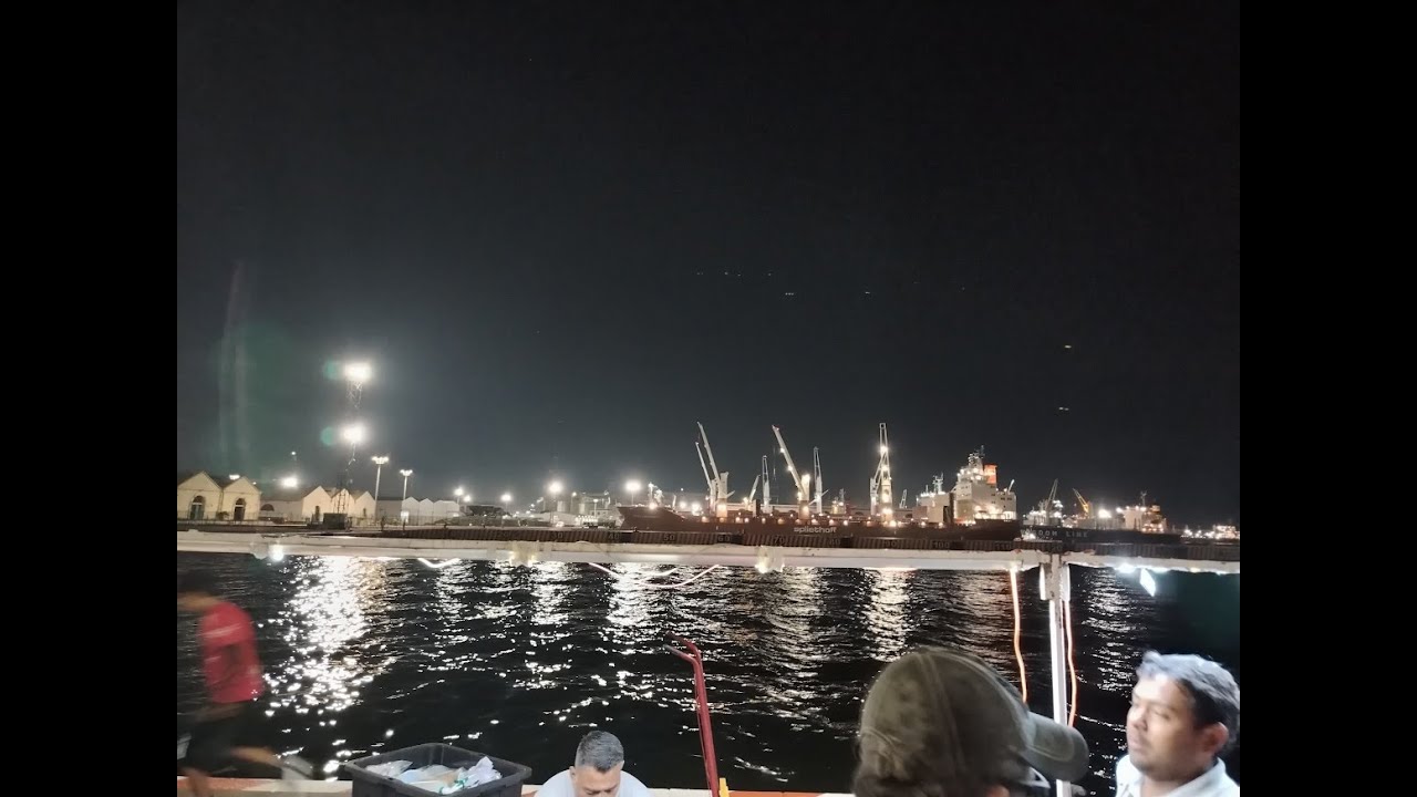 Desnuda y con Sombrilla - Cover LoVi