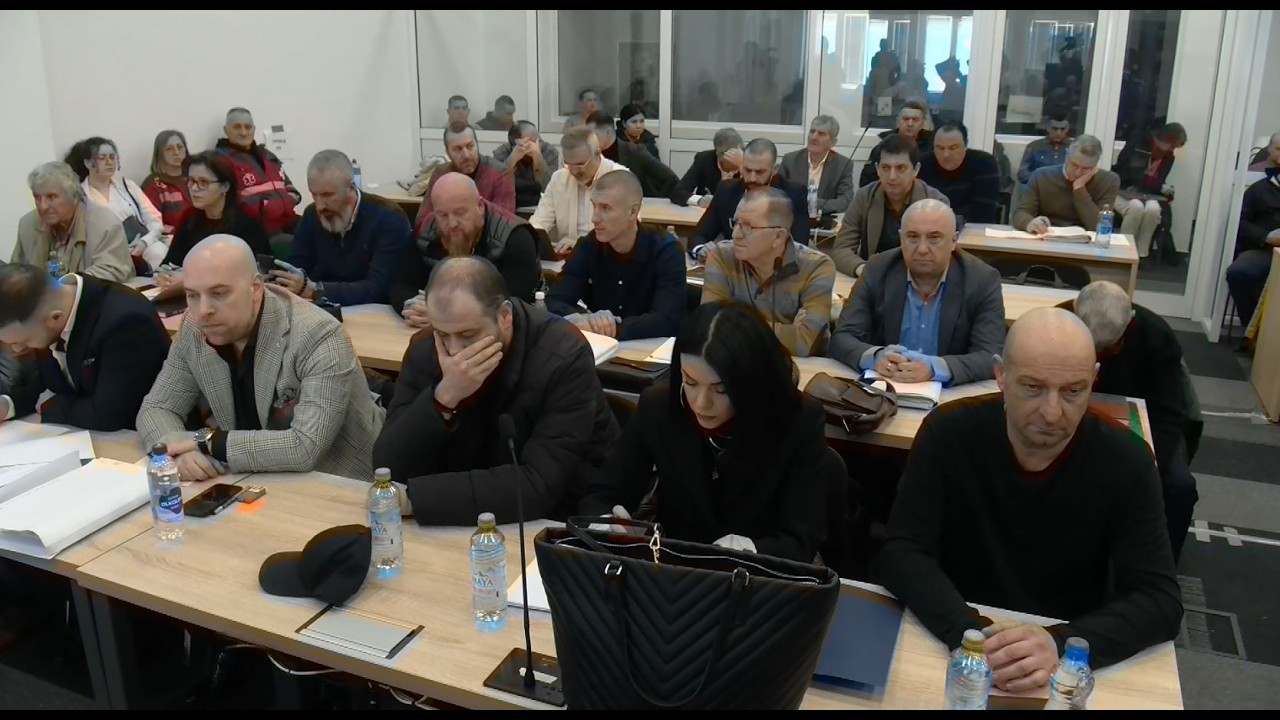 Прскалките се вклучија на песната „Што сака нека биде“ - сведочеа во “Пулс“ преживени членови на ДНК