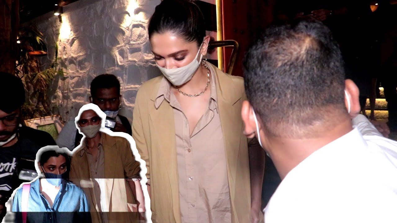 Deepika Padukone with Sister Anisha Padukone at BANDRA