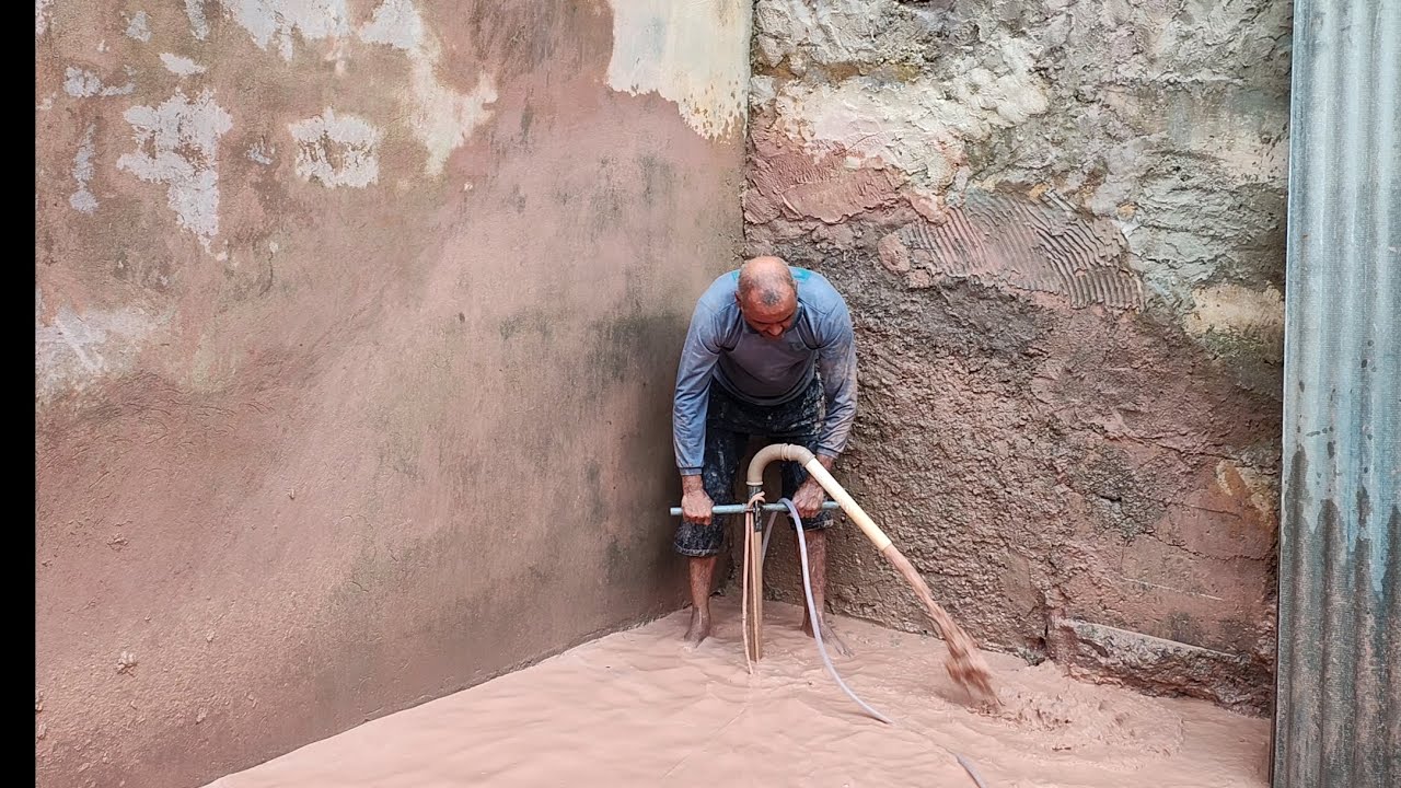 Cavando poço seme artesiano com água e compressor de ar