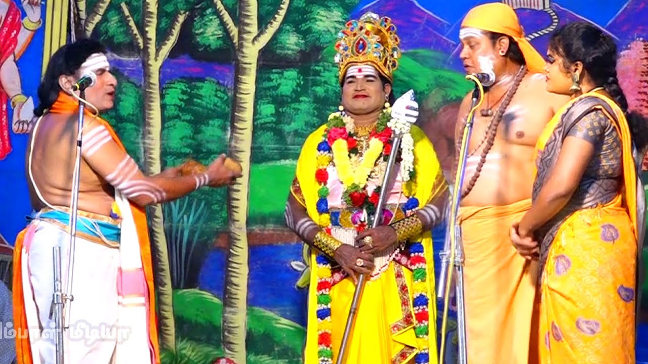 முருகப்பெருமானுக்கு அழகு குத்து நேத்து கடன் செலுத்துகிறார் 