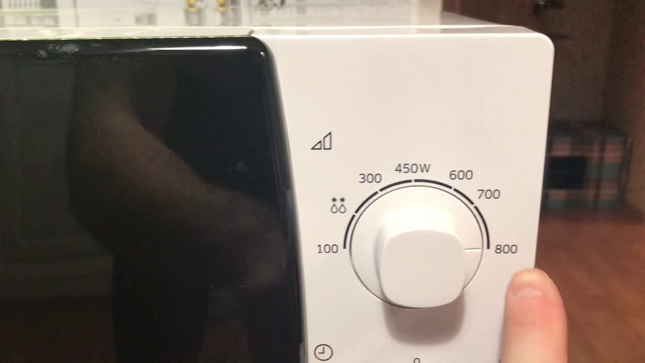 ОНЛАЙН ТРЕЙД.РУ Микроволновая печь Samsung ME81KRW-1