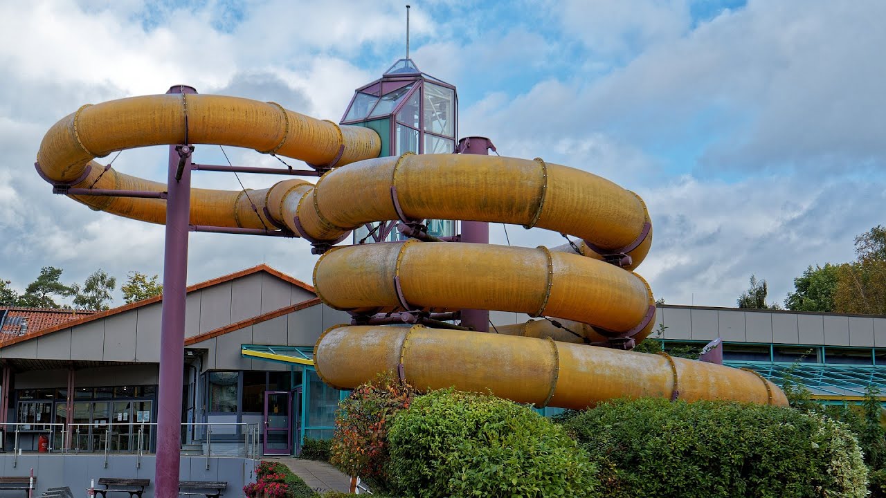 gelbe Röhrenrutsche :: Riesenrutsche | Hallen-  und Freibad Wingst