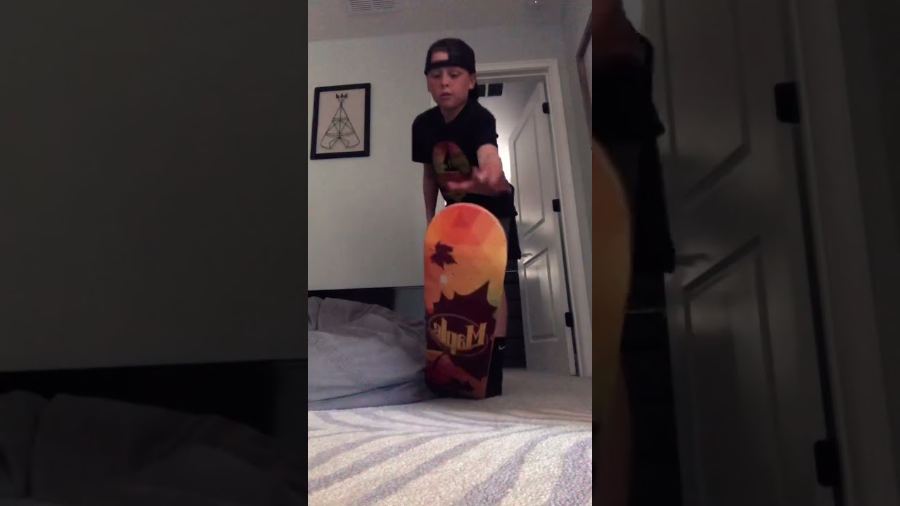 These are cool tricks I love to do on a carpet board that I would recommend trying #skating