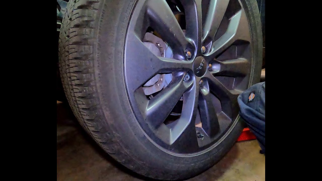 2020 Jeep Cherokee Rear Brake Job EDIT: T55 NOT T50