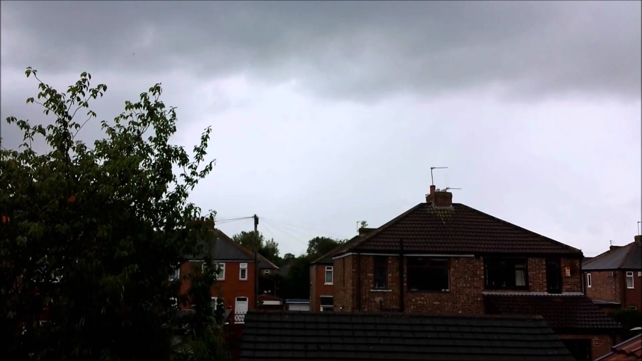 Thundery Shower - Manchester, UK - 8 August 2014