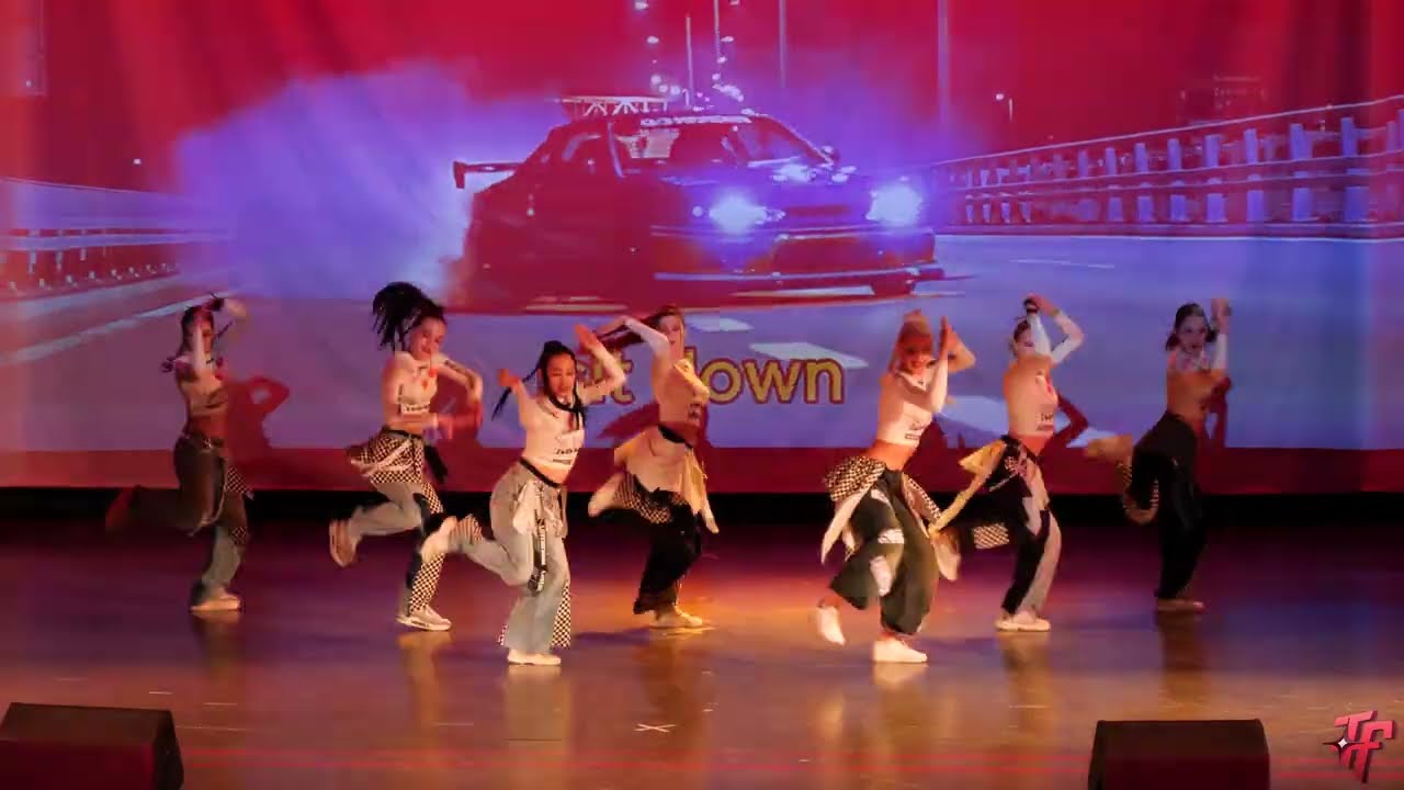 DIVINES — Zoom (Cover Dance) - That Fest 2025