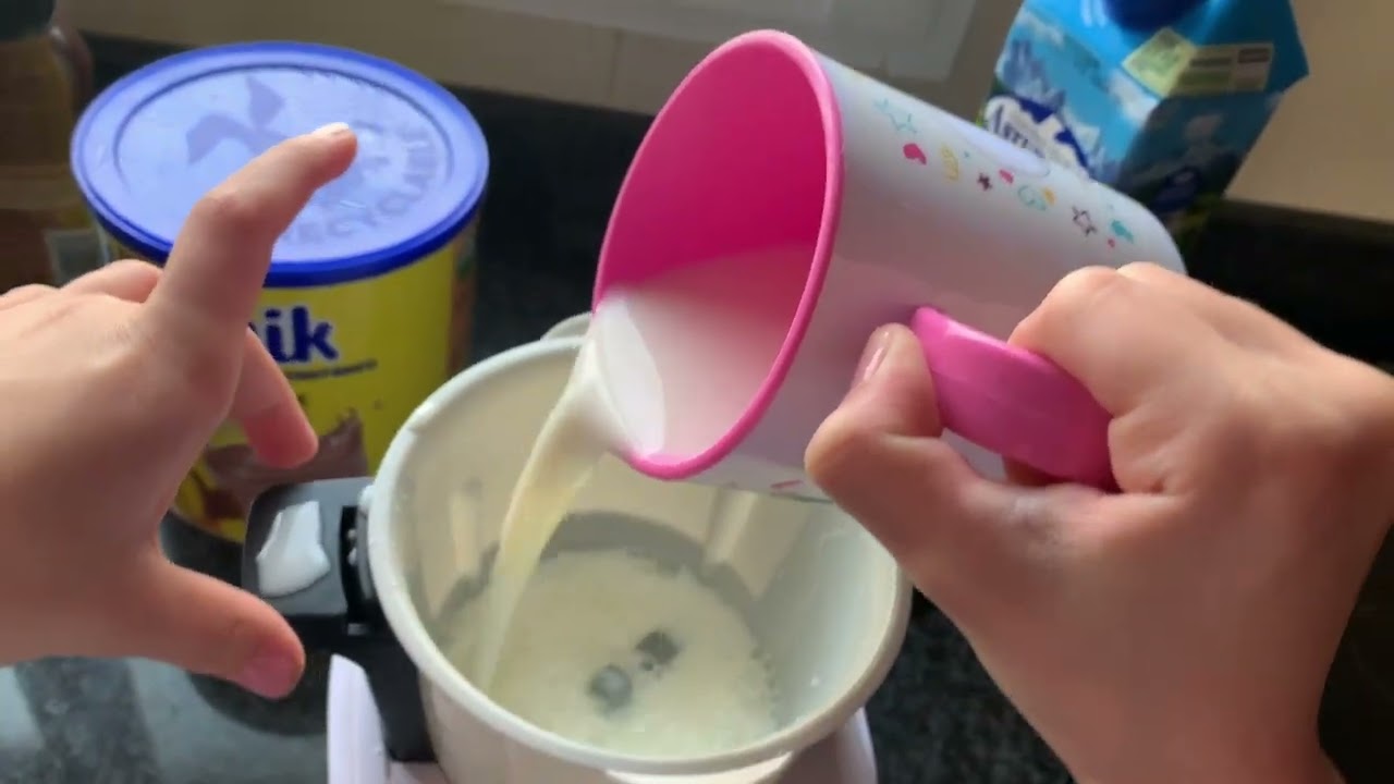 Receta de batido de chocolate con la Mini Monsier Cuisine.