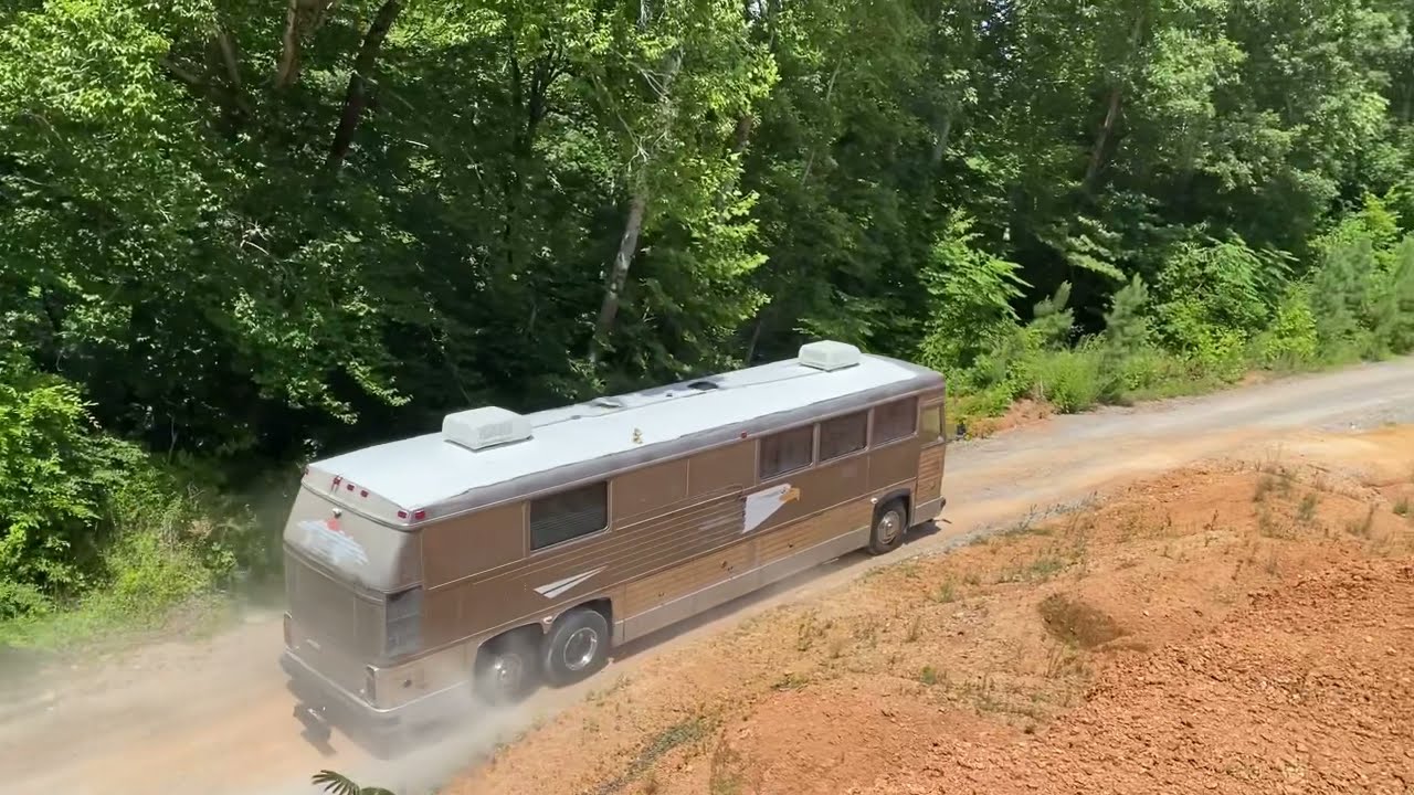 1981 mci mc9 bus conversion suspension work and bus tour